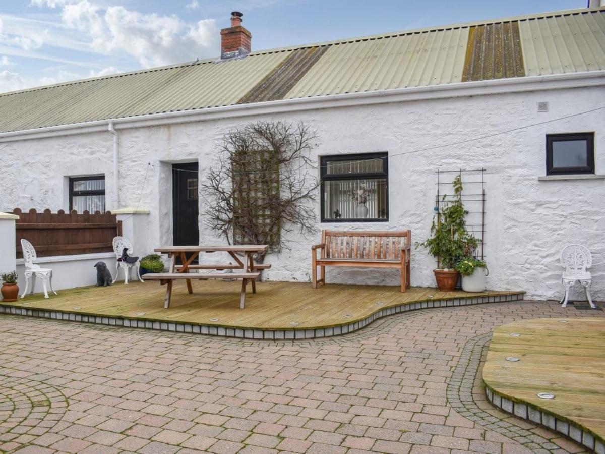 Rose Cottage Captivating 1-Bed Cottage In Bangor Екстер'єр фото